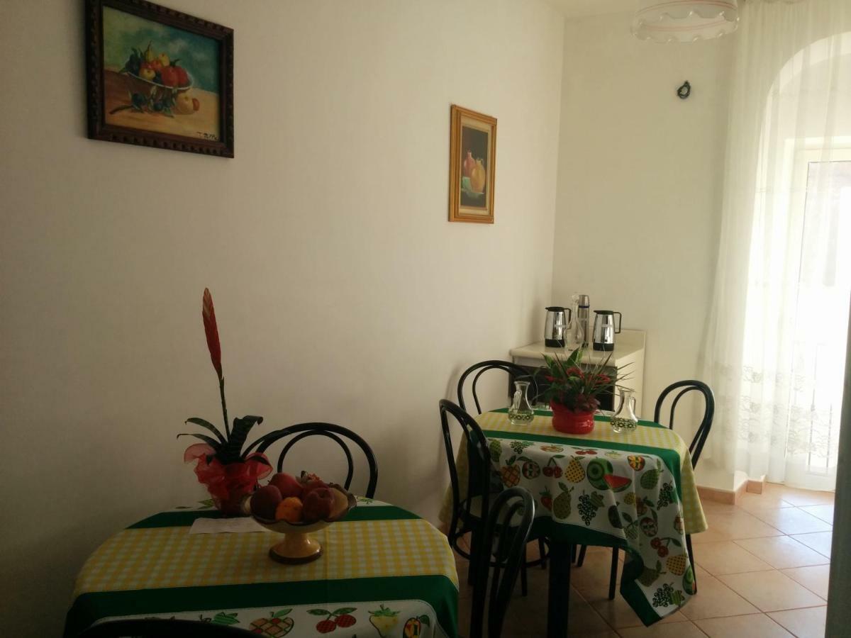 B & B Tancredi Cagnano Varano Exteriör bild